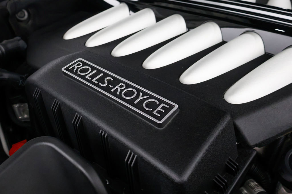 Used 2019 Rolls-Royce Dawn RWD image 65