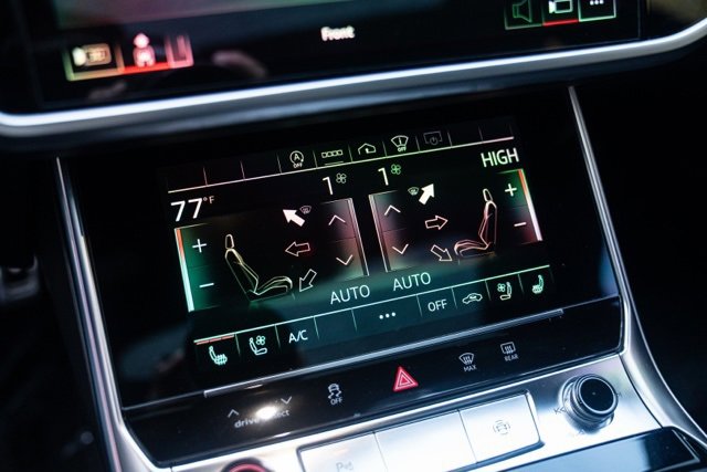 Used 2022 Audi RS 6 image 30