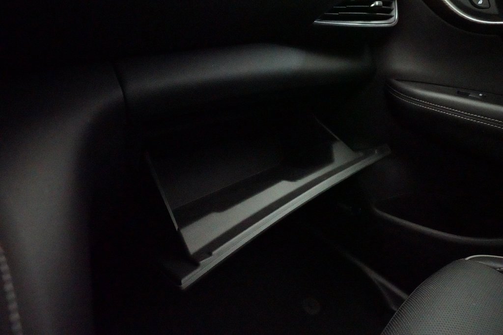 Used 2023 Buick Envision Avenir image 34