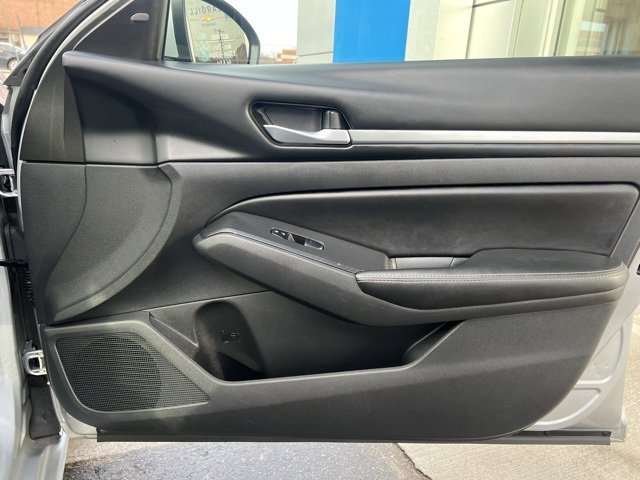 Used 2022 Nissan Altima 2.5 SV image 22