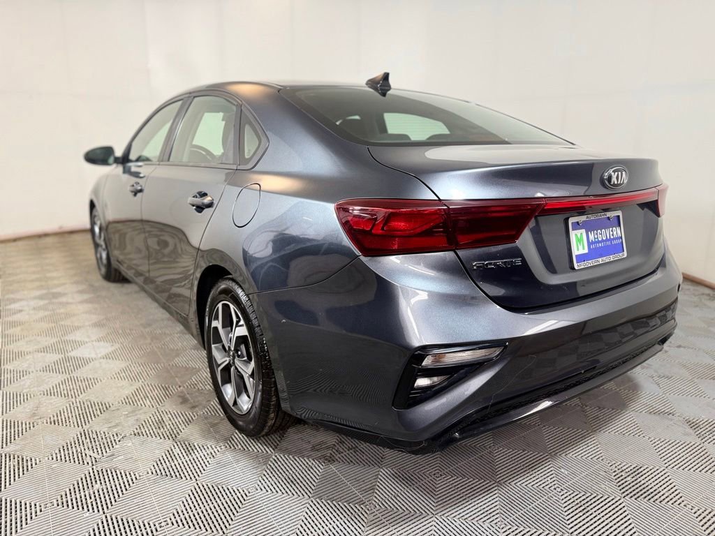 Used 2020 Kia Forte LXS FWD image 4