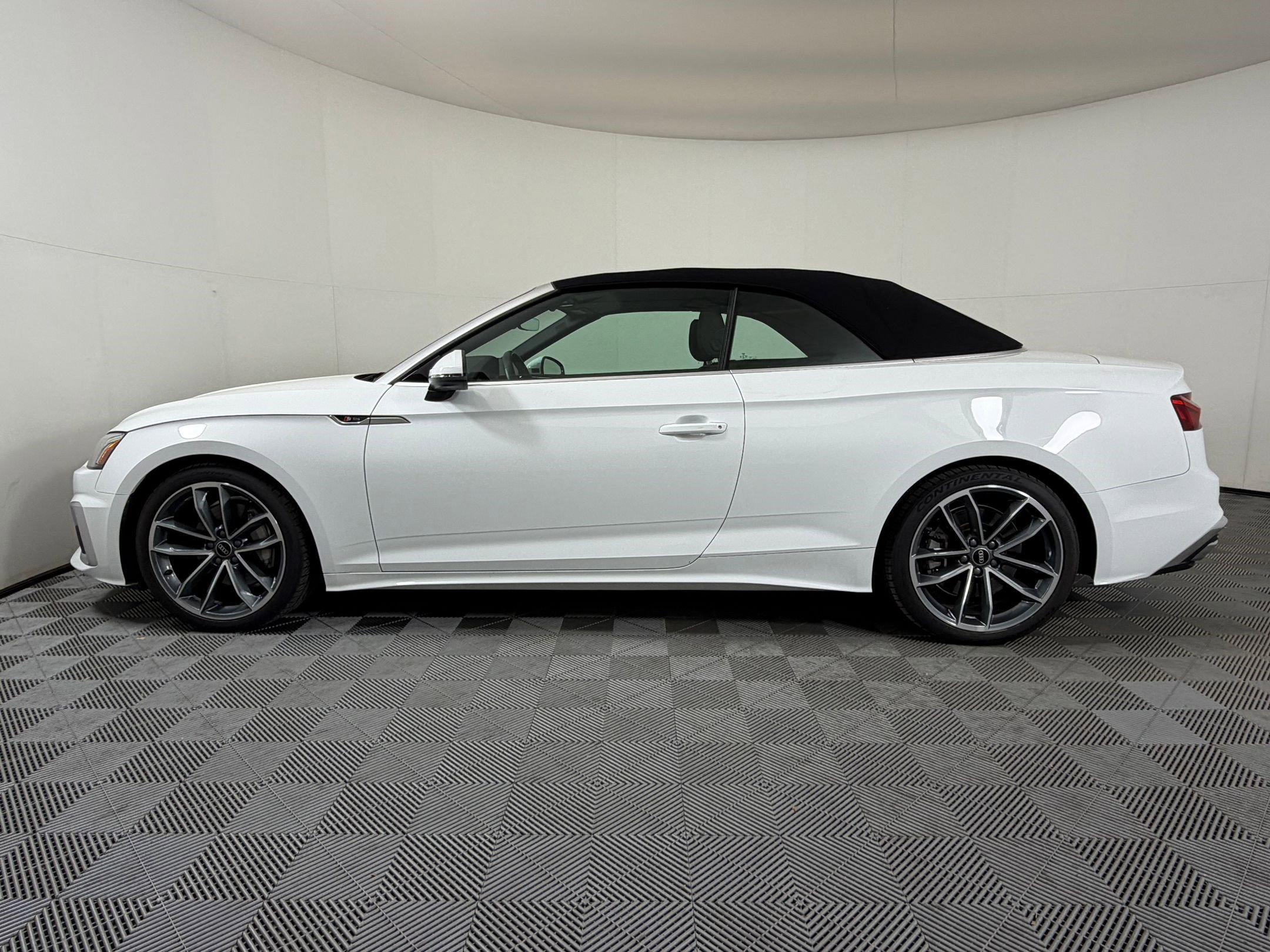 Used 2024 Audi A5 2.0T Premium Plus w/ Premium Plus image 2