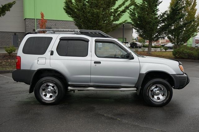Used 2000 Nissan Xterra SE video 2