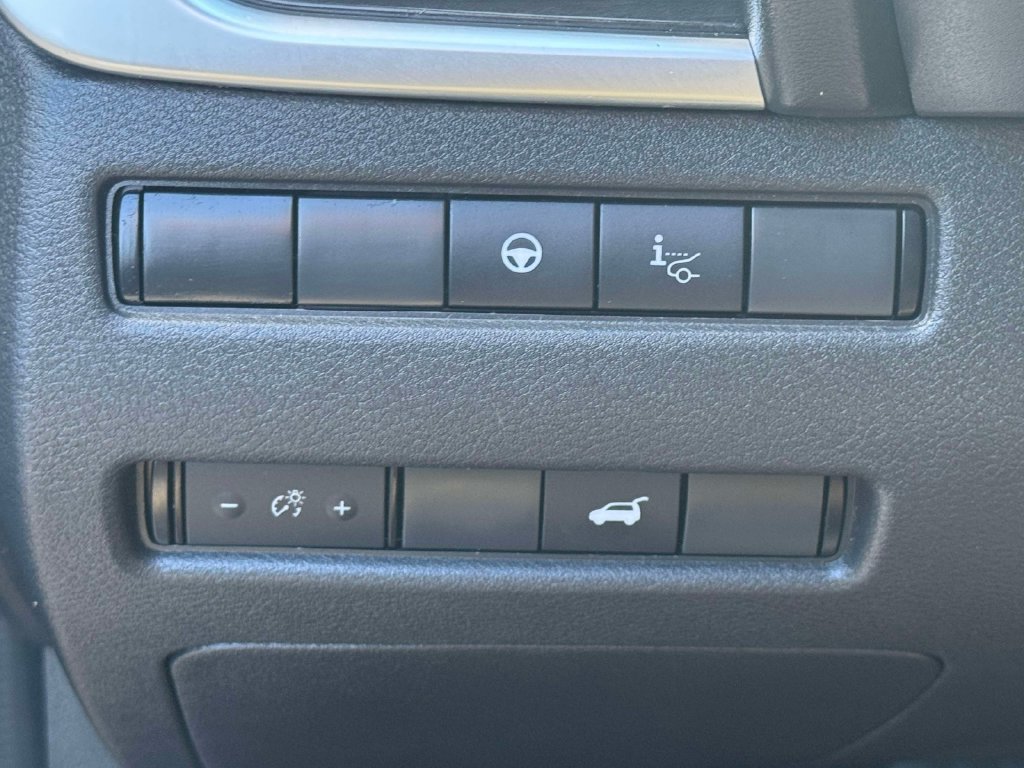 Used 2023 Nissan Rogue Platinum w/ Platinum Premium Package AWD/4WD image 19