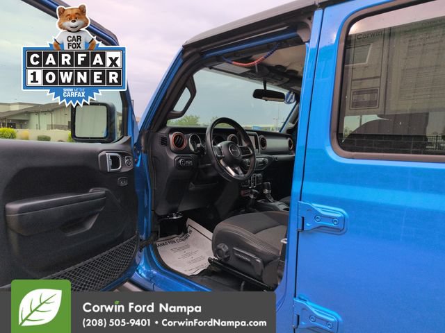 Used 2021 Jeep Gladiator Mojave w/ Trailer Tow Package AWD/4WD image 9