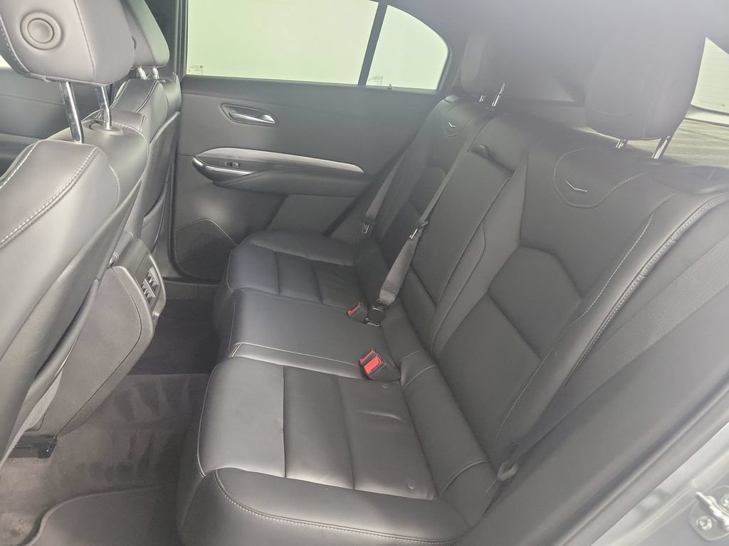 Used 2025 Cadillac XT4 Premium Luxury FWD image 11