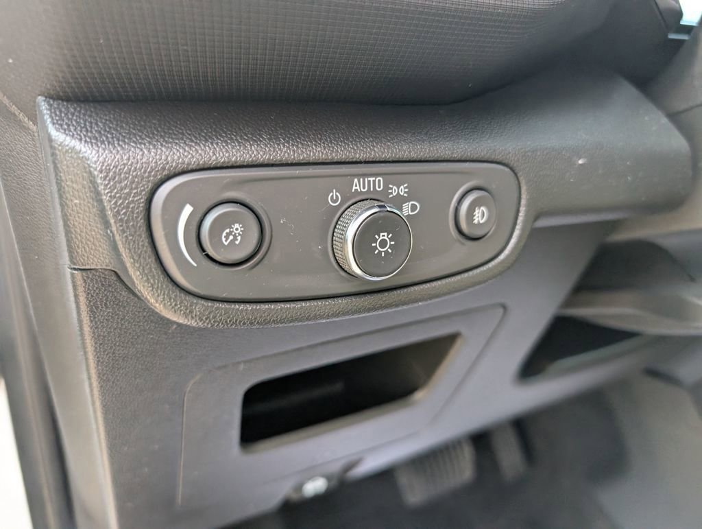 Used 2023 Chevrolet TrailBlazer LT w/ Convenience Package image 16