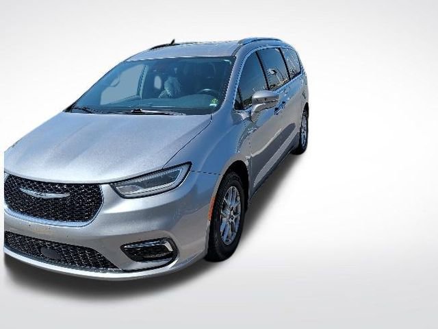 Used 2021 Chrysler Pacifica Touring-L image 9