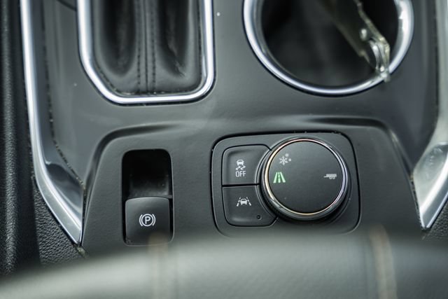 Used 2020 Chevrolet Traverse Premier w/ Redline Edition FWD image 26