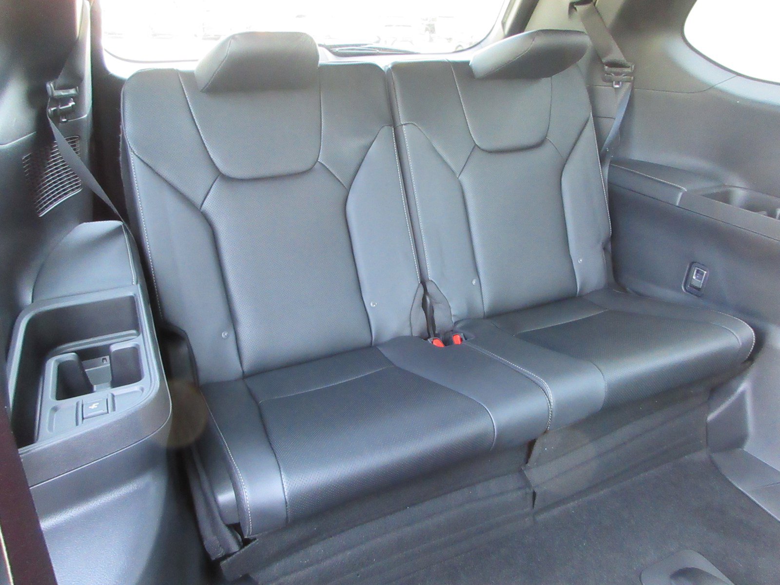 New 2026 Lexus TX 500h AWD image 16