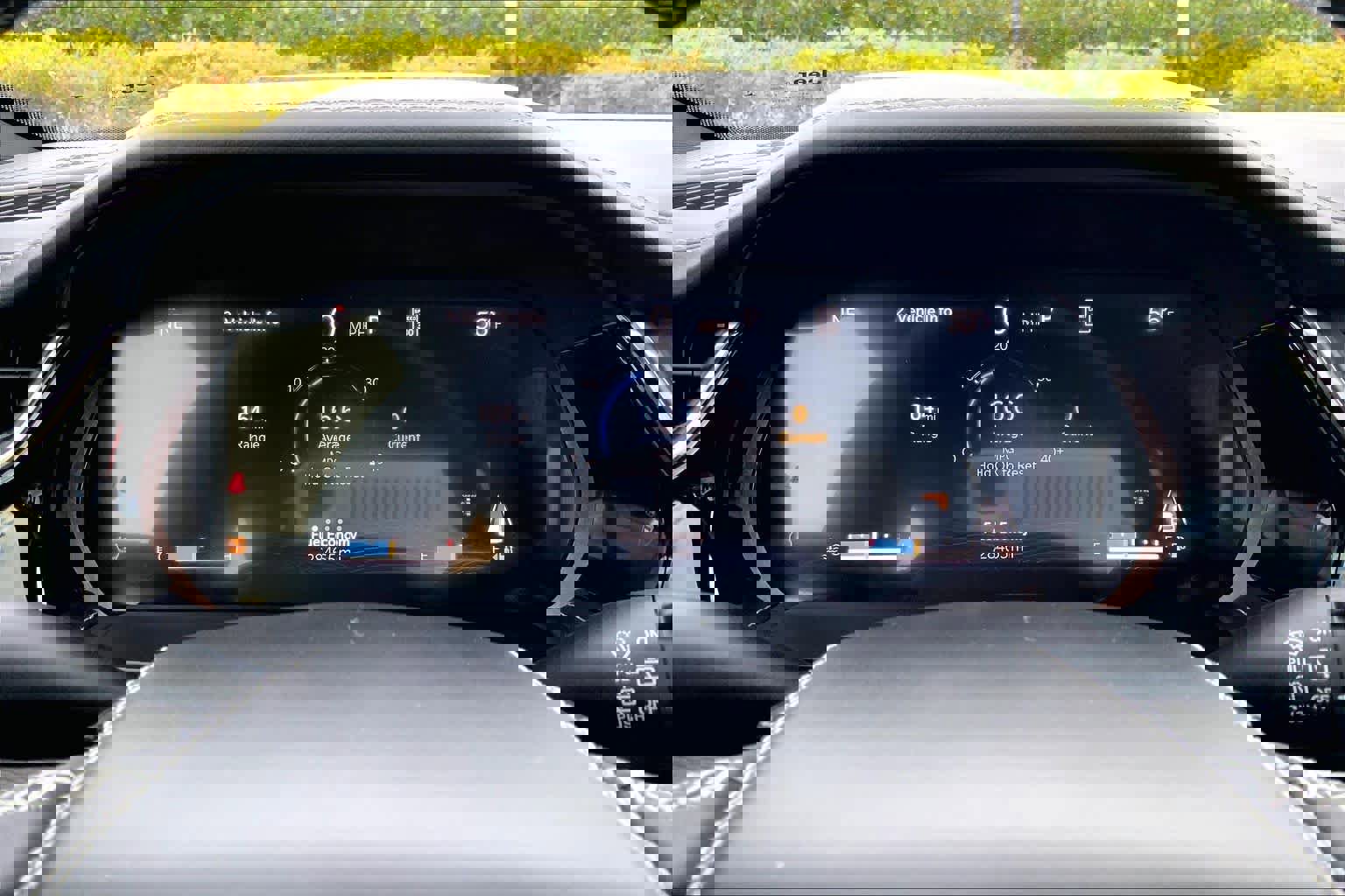 Used 2024 Jeep Grand Cherokee L Overland w/ Trailer Tow Package image 25