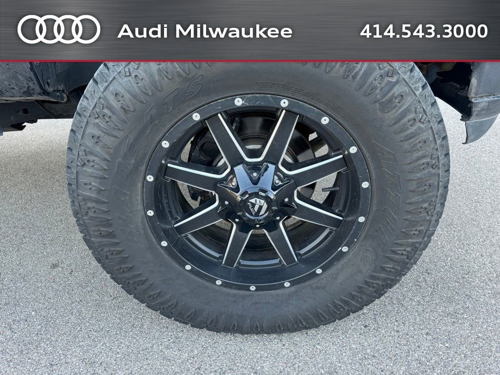 Used 2013 Chevrolet Silverado 2500 LTZ w/ LTZ Plus Package image 9