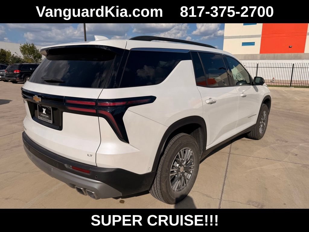 Used 2024 Chevrolet Traverse LT w/ Enhanced Driving Package FWD image 4
