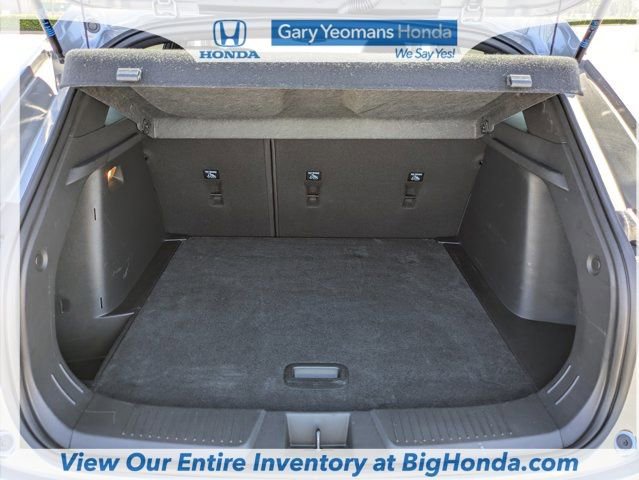 Used 2025 Chevrolet Trax RS w/ Driver Confidence Package image 19