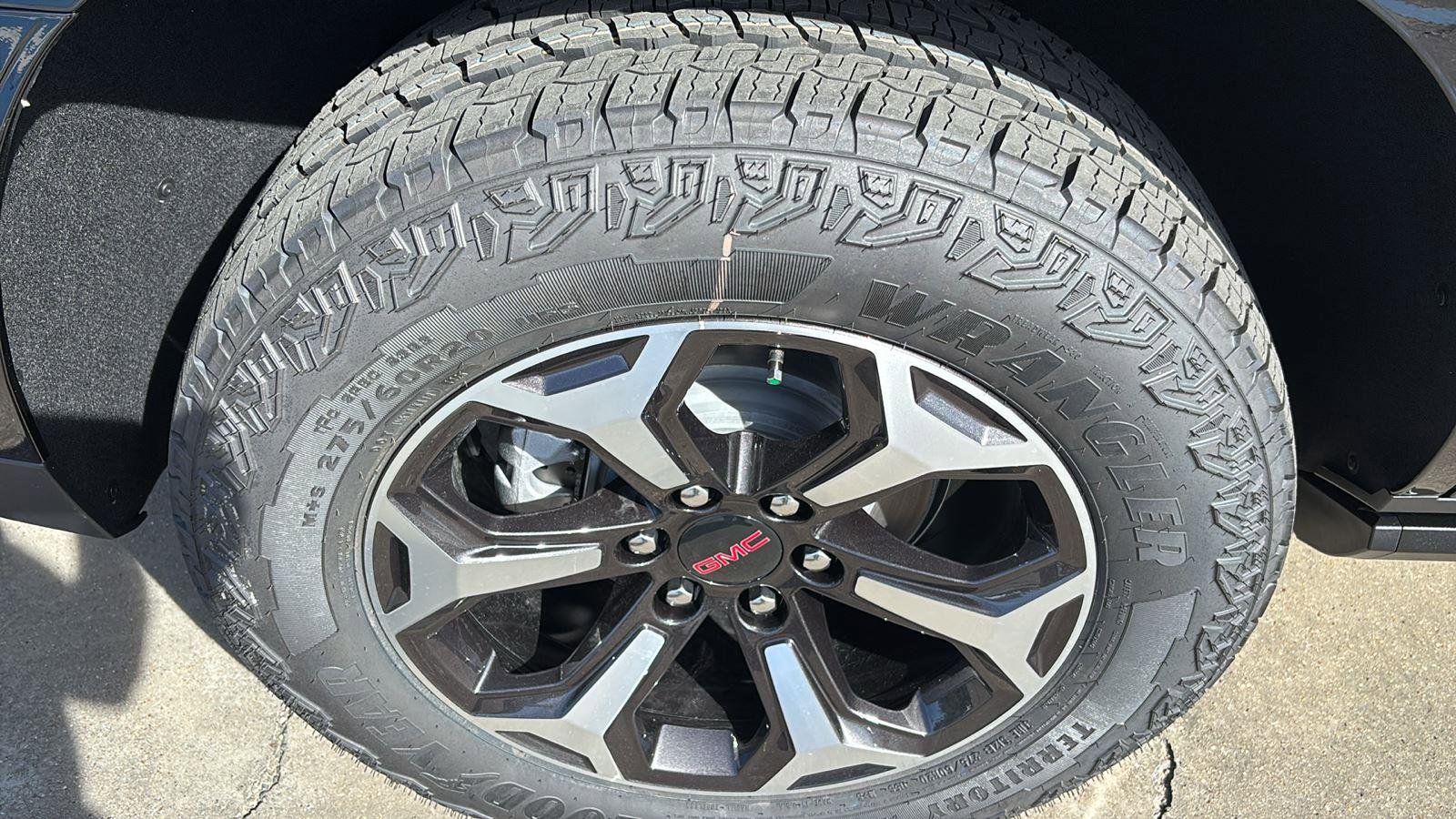 New 2026 GMC Yukon AT4 Ultimate image 10