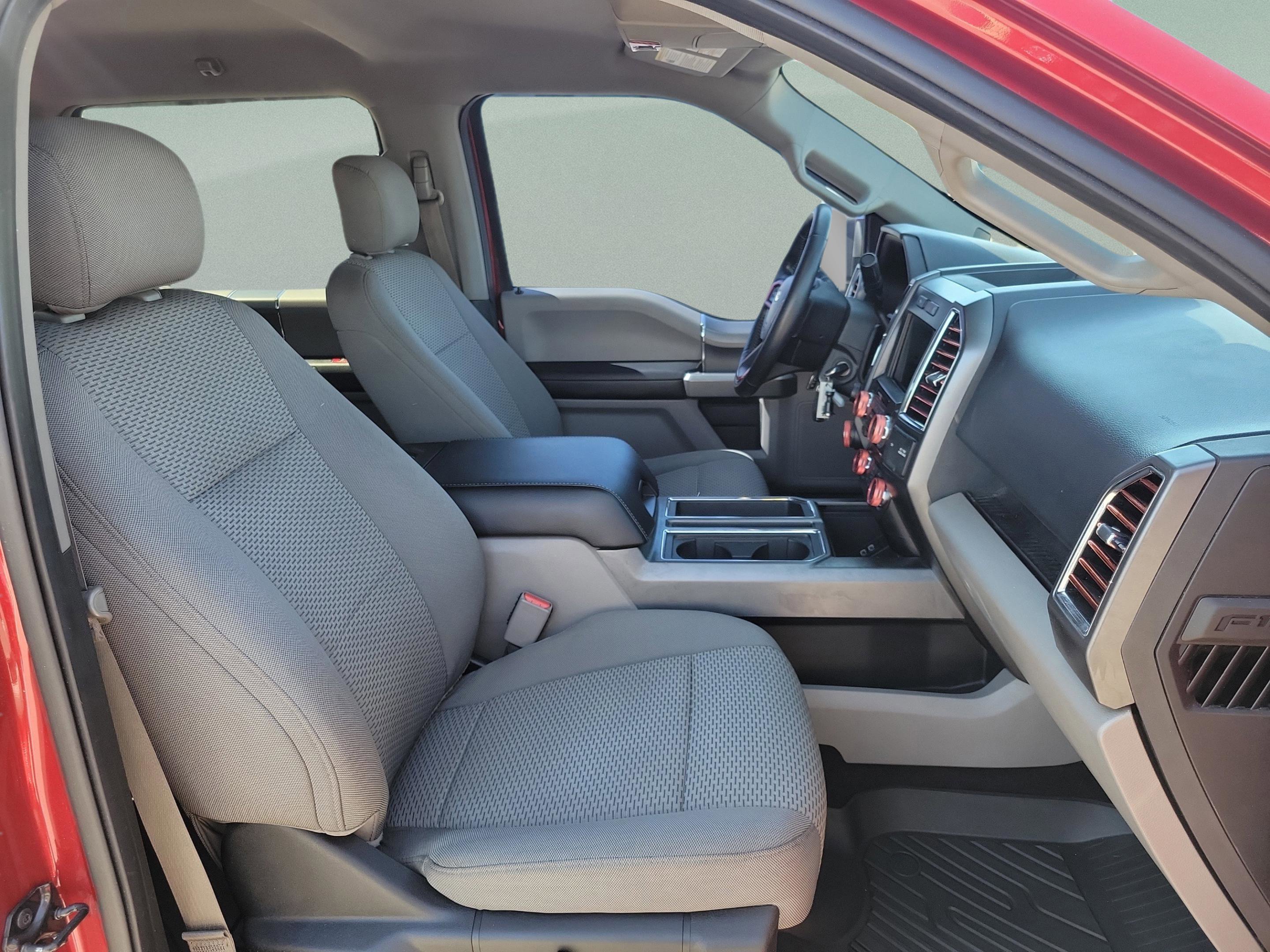 Used 2017 Ford F150 XLT w/ Equipment Group 302A Luxury image 30