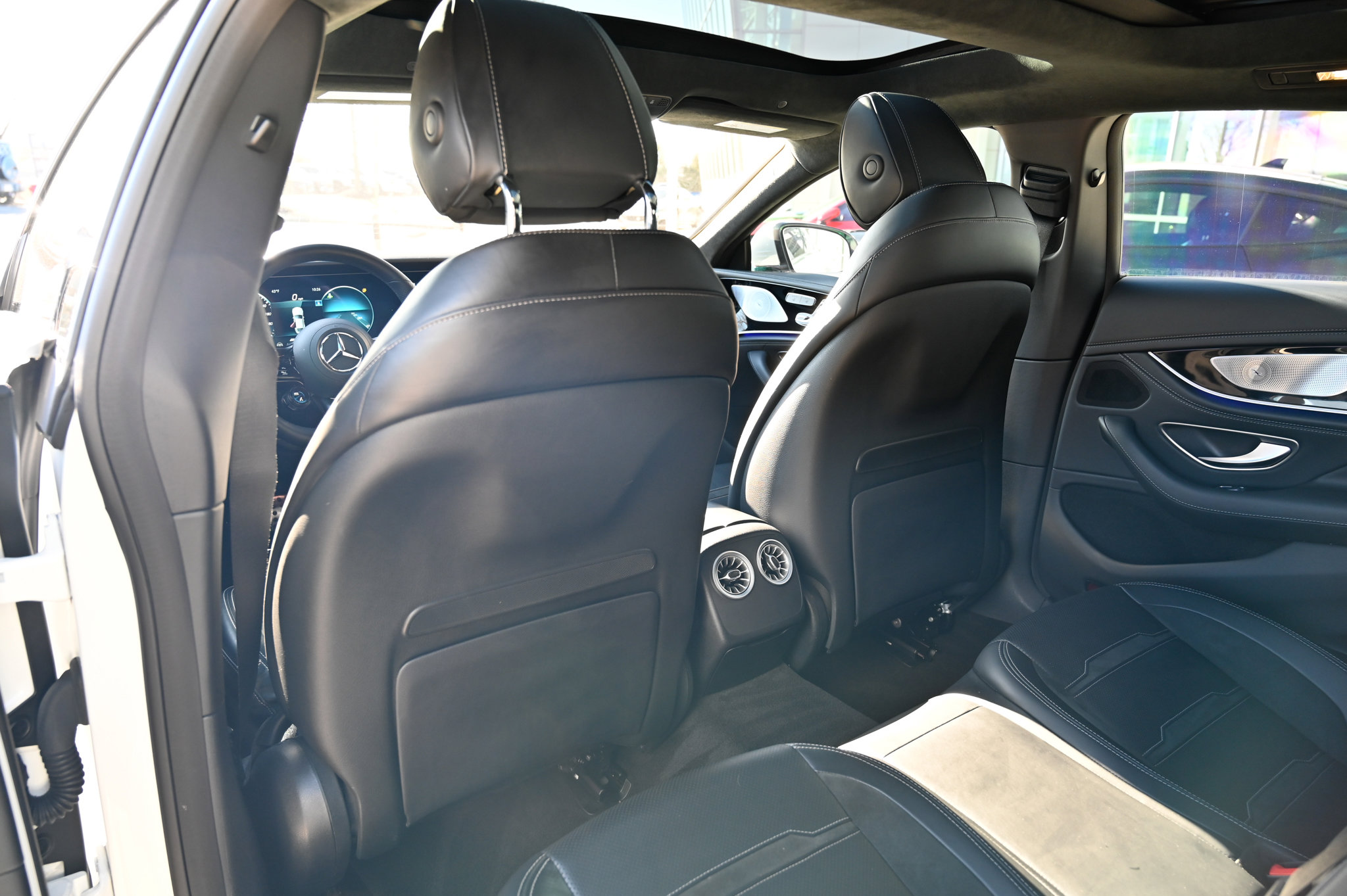 Used 2022 Mercedes-Benz AMG GT 53 image 35