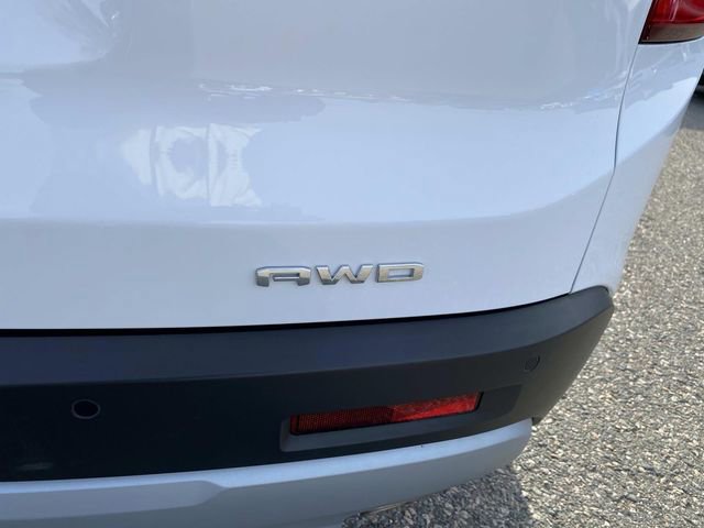 Used 2023 GMC Acadia SLT w/ Technology Package image 7