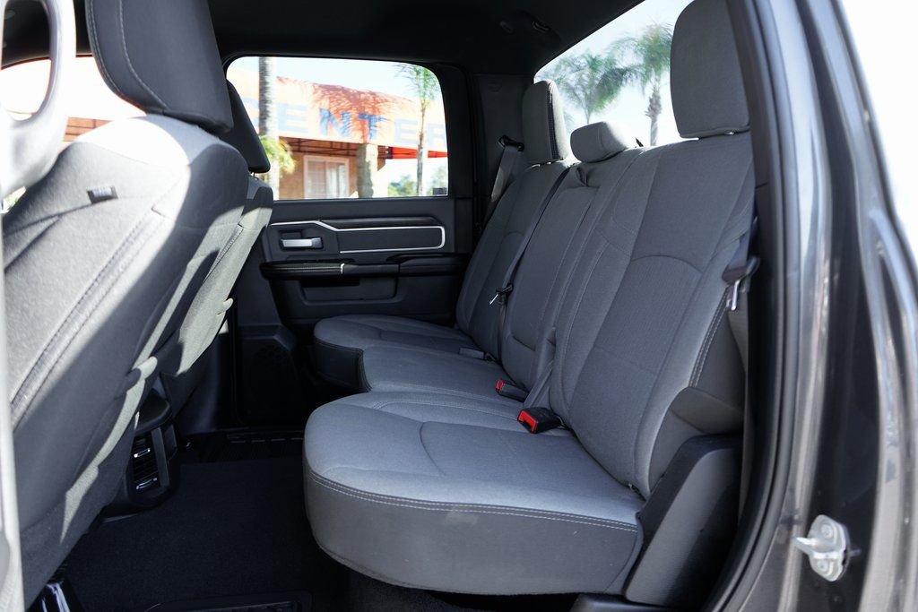 Used 2023 RAM 2500 Big Horn w/ Level 1 Equipment Group image 32