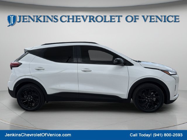 New 2027 Chevrolet Bolt RS FWD image 2