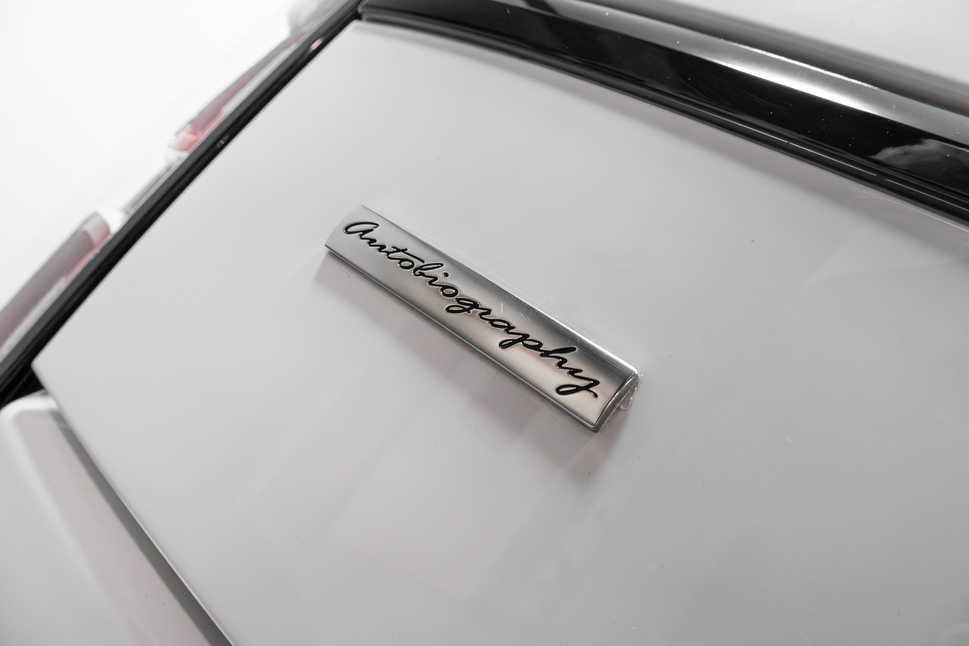 Used 2019 Land Rover Range Rover Long Wheelbase Autobiography image 54