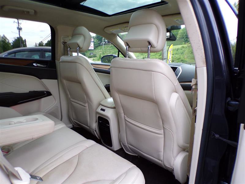 Used 2015 Lincoln MKC AWD w/ Equipment Group 102A Reserve image 17