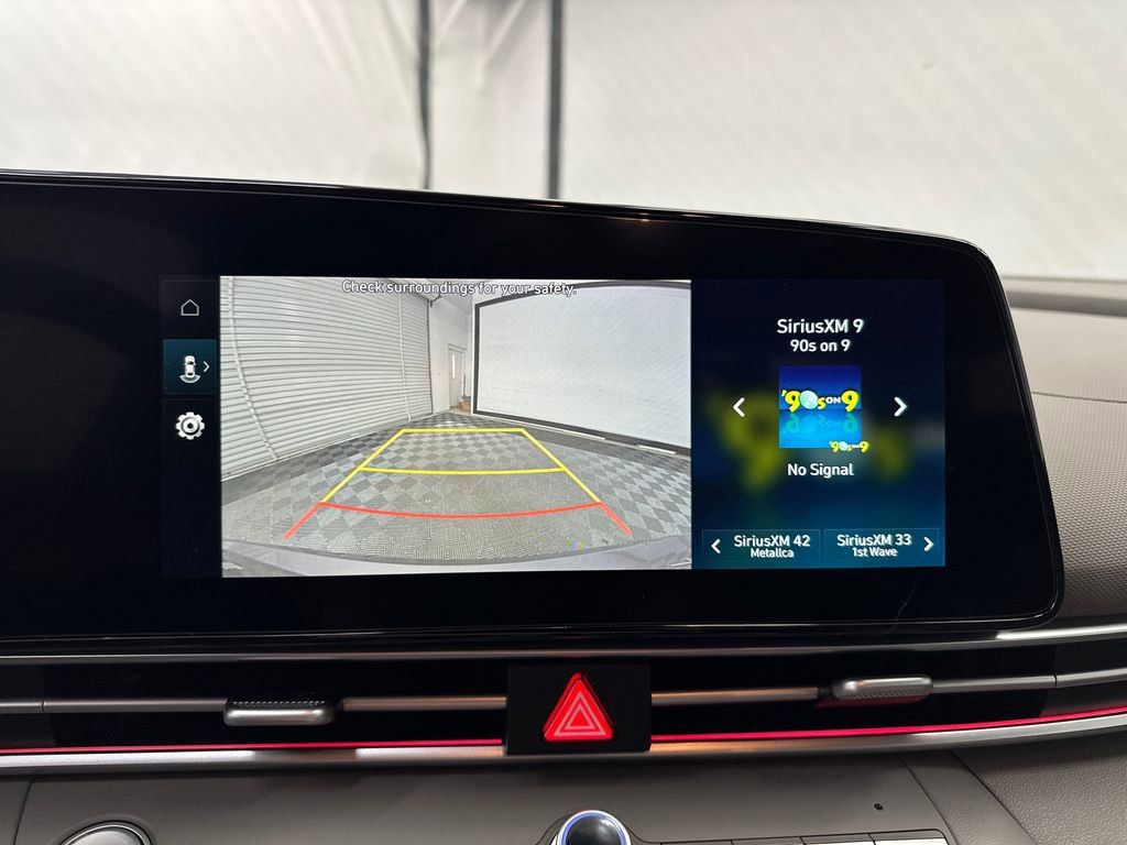 Used 2025 Hyundai Elantra SEL FWD image 27