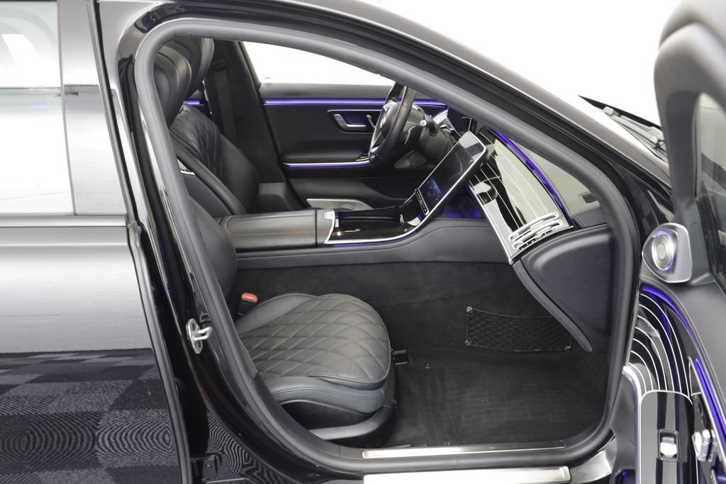 Used 2023 Mercedes-Benz S 580e 4MATIC Sedan image 21