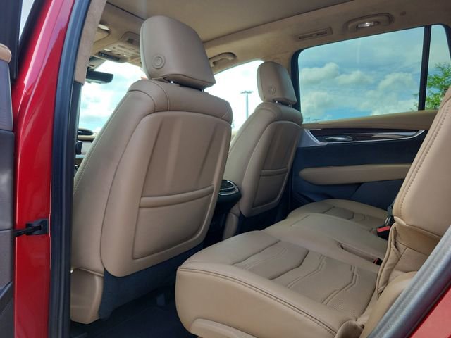 Used 2025 Cadillac XT6 Premium Luxury w/ Platinum Package AWD/4WD image 12