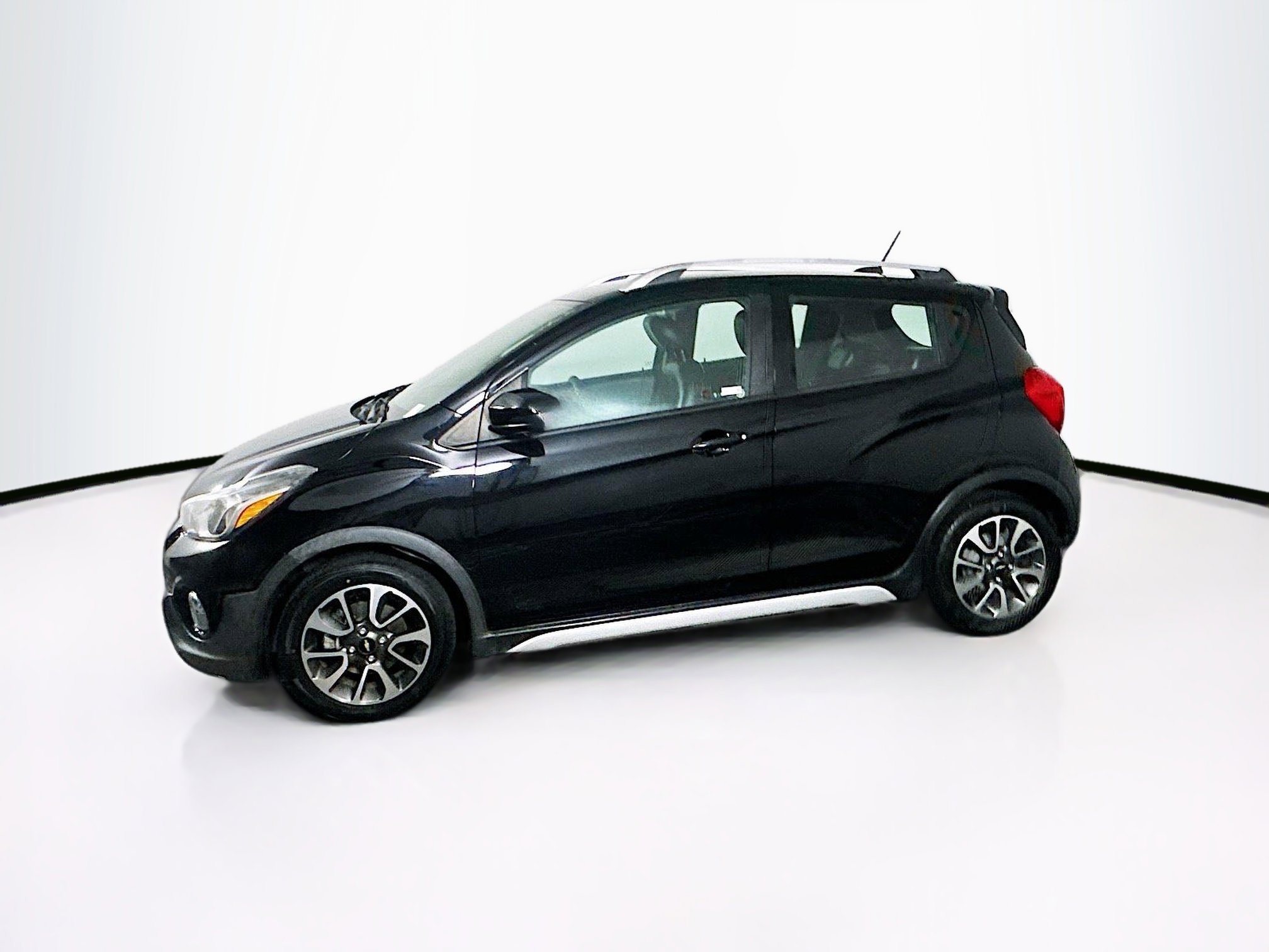 Used 2018 Chevrolet Spark ACTIV image 4