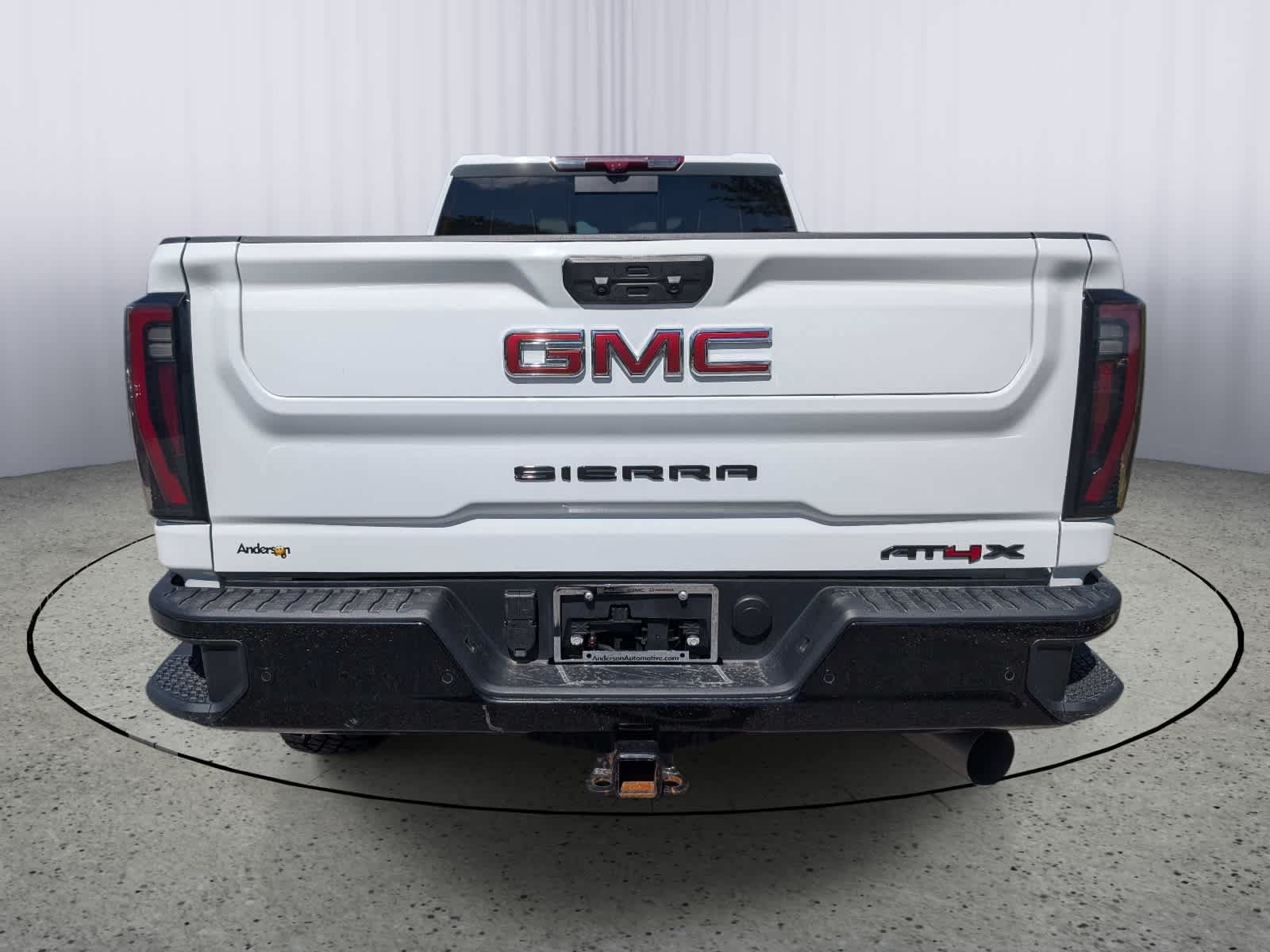 Used 2025 GMC Sierra 2500 AT4X AWD/4WD image 4