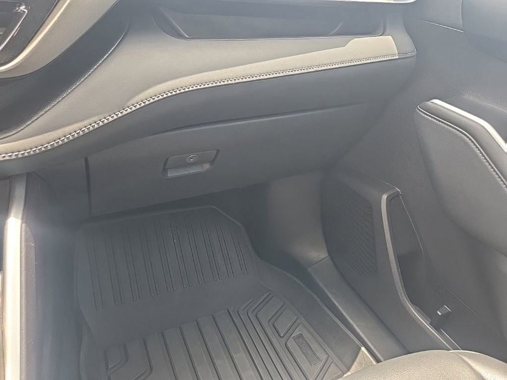 Used 2021 Toyota Highlander XLE AWD/4WD image 20