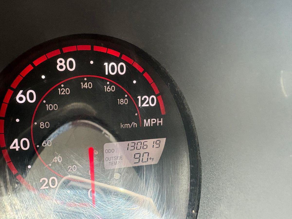 Used 2005 Toyota Matrix FWD image 10