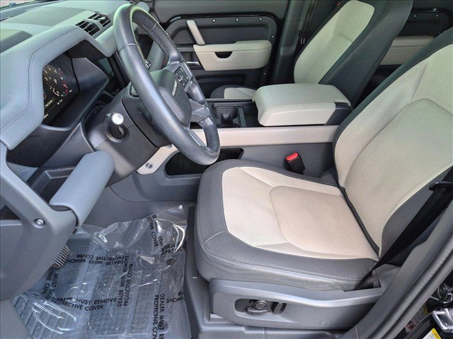 Certified 2024 Land Rover Defender 110 X-Dynamic SE AWD/4WD image 17