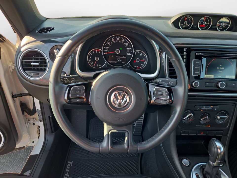 Used 2012 Volkswagen Beetle Turbo FWD image 13