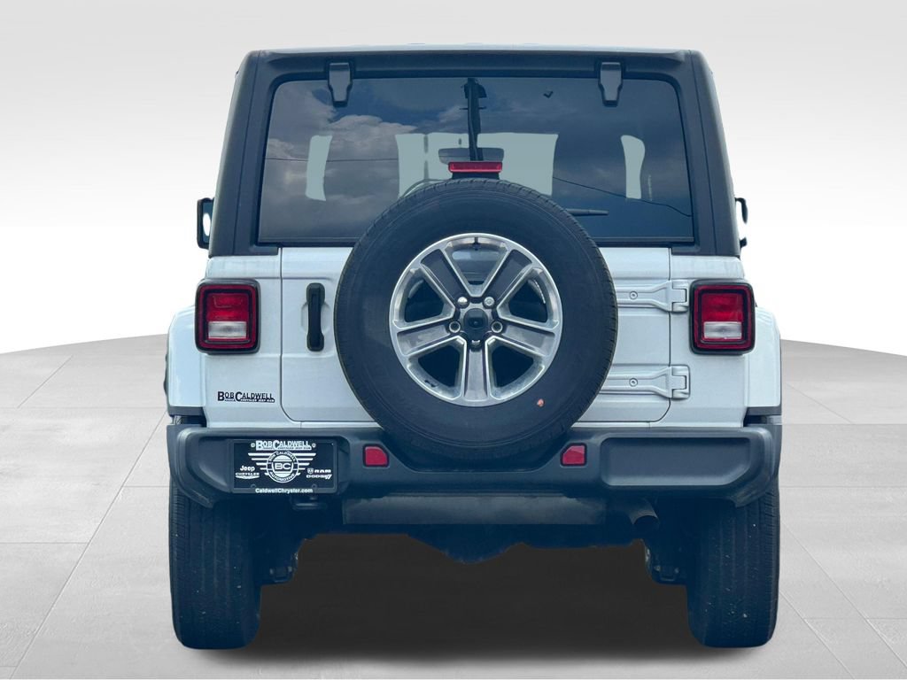 Used 2021 Jeep Wrangler Unlimited Sahara w/ Uconnect 4C Nav & Sound Group AWD/4WD image 6