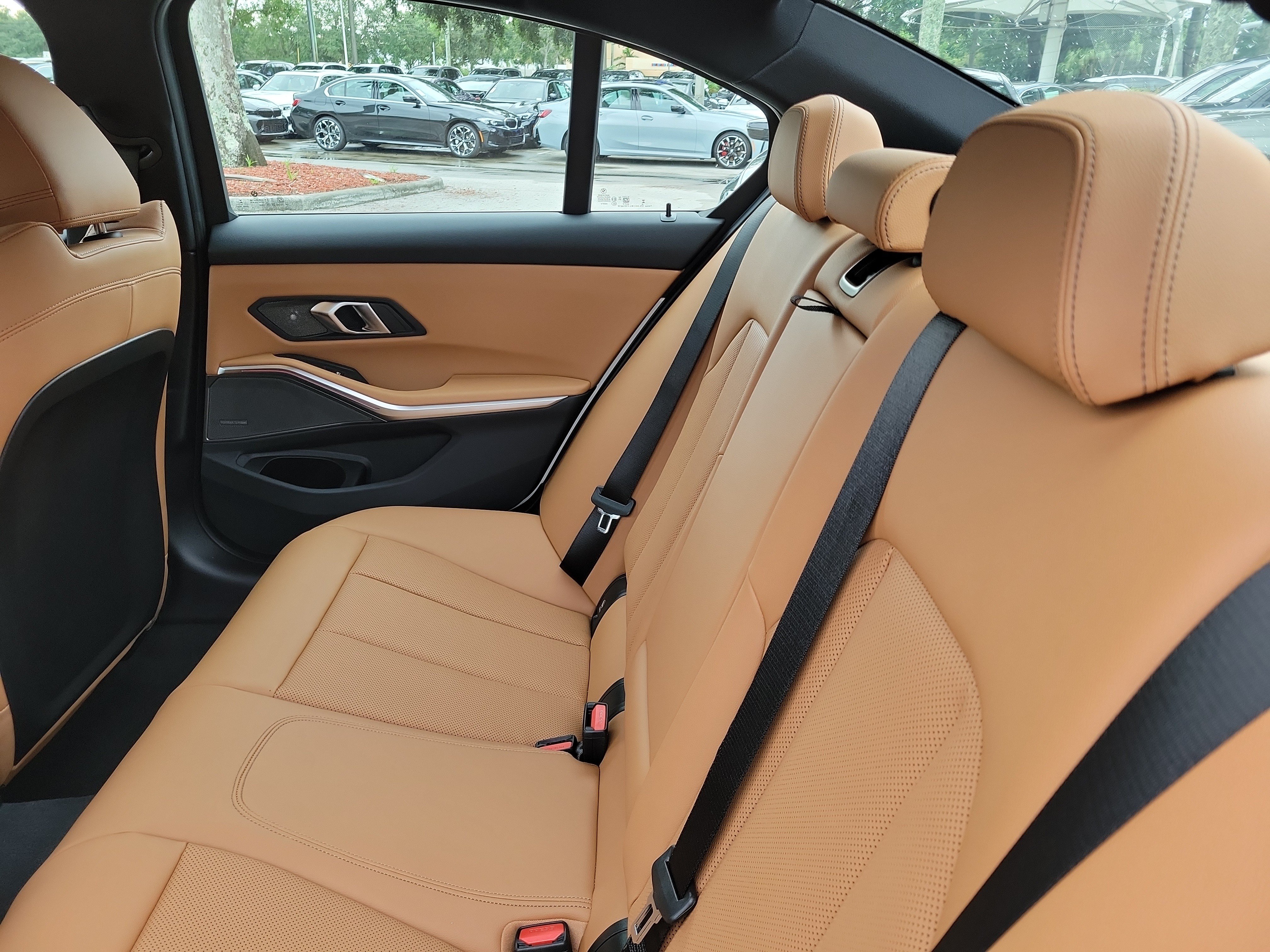 New 2026 BMW 330i Sedan w/ M Sport Package RWD image 7