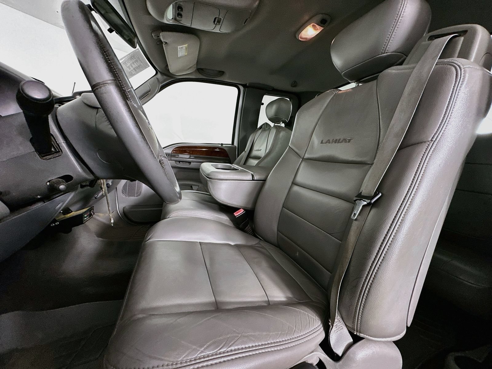 Used 2004 Ford F250 Lariat AWD/4WD image 19