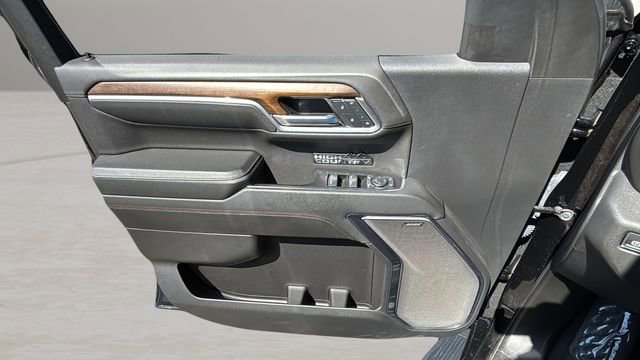 Used 2024 Chevrolet Silverado 1500 High Country w/ High Country Premium Package image 17
