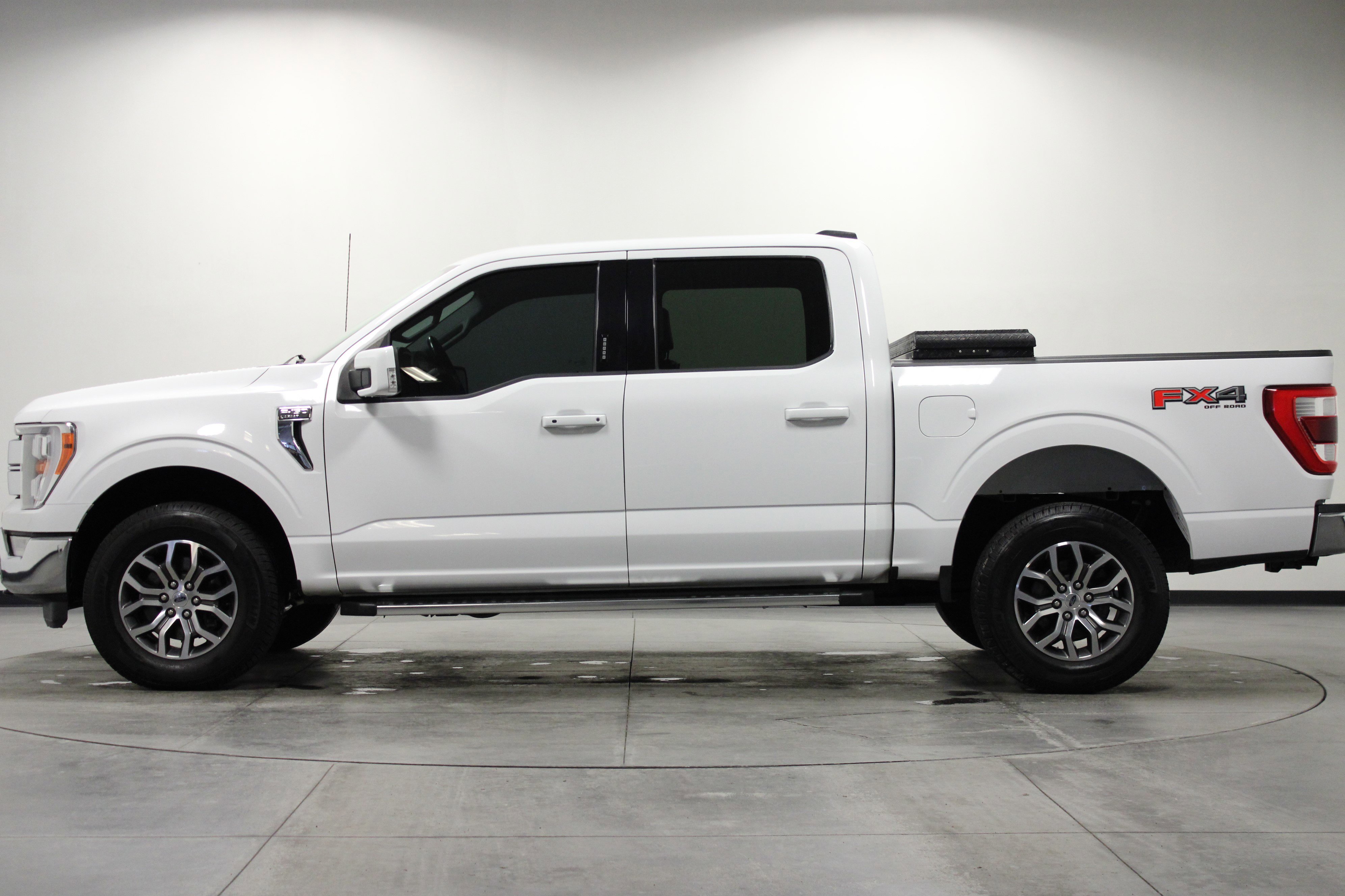 Used 2022 Ford F150 Lariat w/ FX4 Off-Road Package image 7