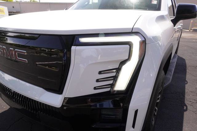 Used 2026 GMC Sierra EV Elevation AWD/4WD image 31