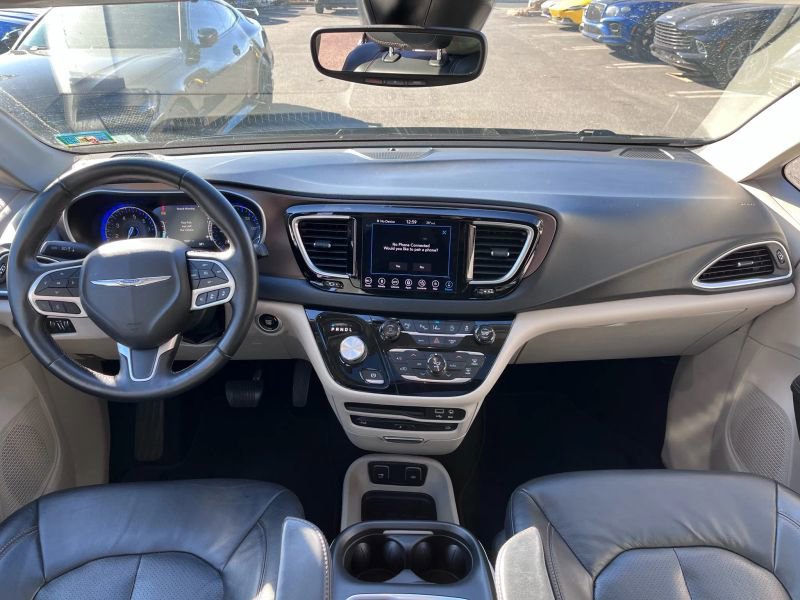 Used 2018 Chrysler Pacifica Touring-L Plus w/ Advanced Safetytec Group image 24