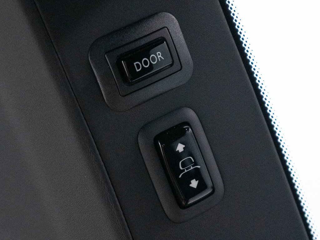 Certified 2026 Rolls-Royce Cullinan w/ Interior Detailing Package AWD/4WD image 33