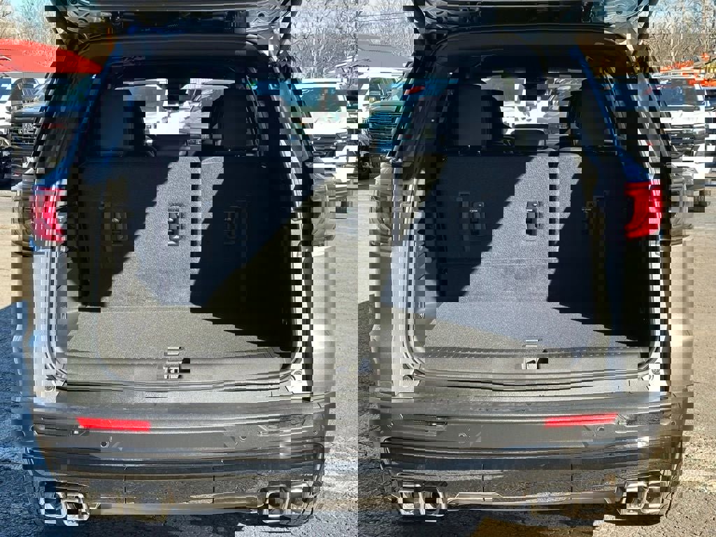 New 2026 GMC Acadia Elevation w/ Black Edition image 8