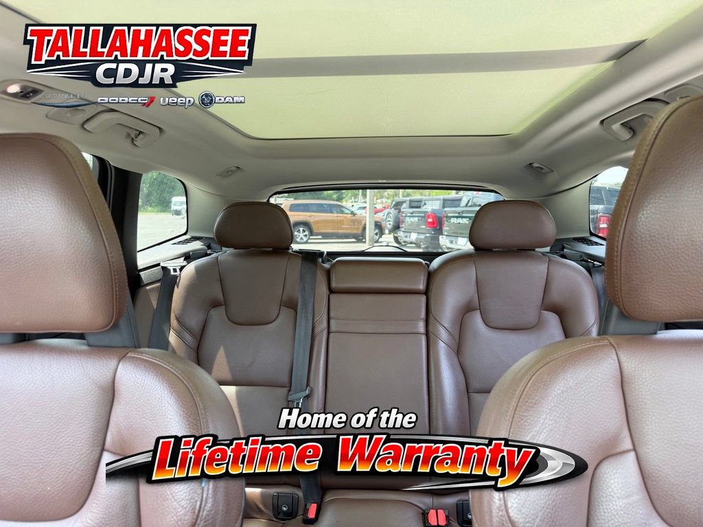 Used 2018 Volvo XC60 T5 Momentum w/ Vision Package AWD/4WD image 31