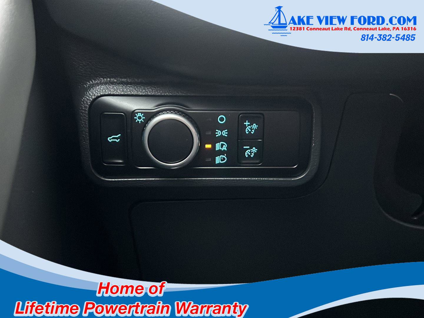 Used 2025 Ford Explorer Active image 21