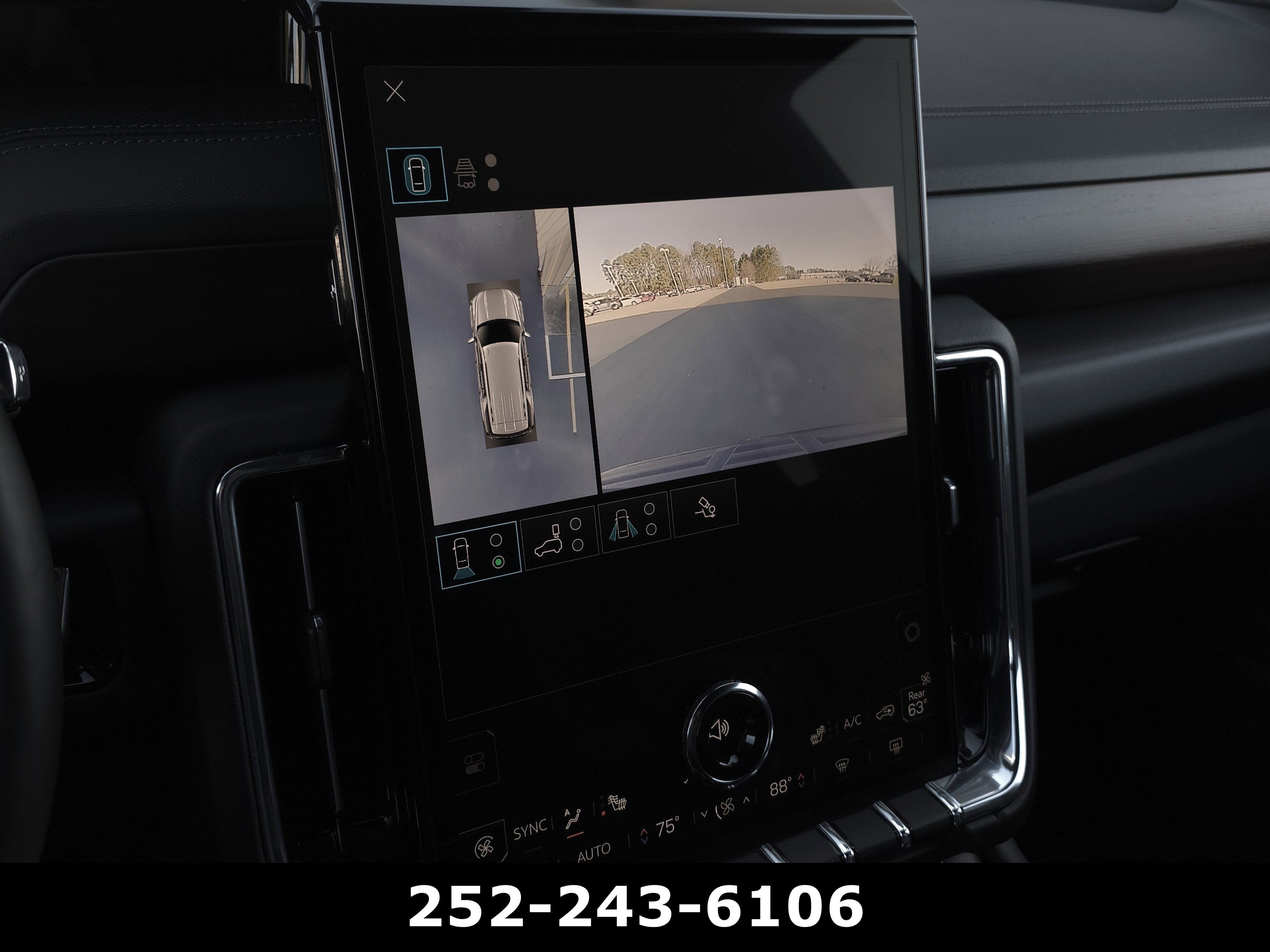 Used 2025 GMC Yukon Denali AWD/4WD image 25