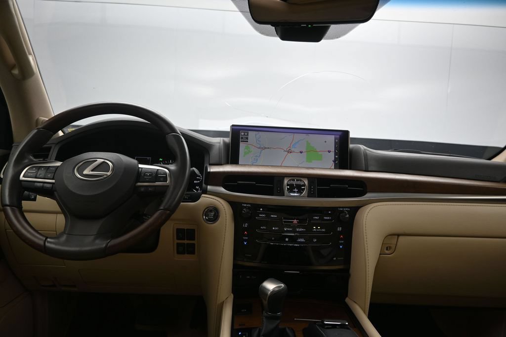 Certified 2021 Lexus LX 570 4WD w/ Luxury Package image 19
