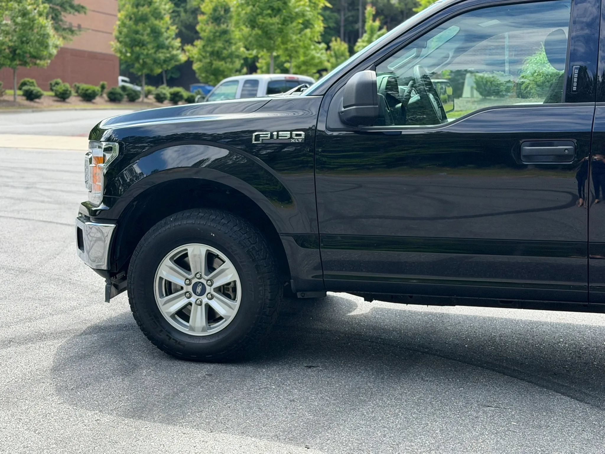 Used 2019 Ford F150 XLT AWD/4WD image 31