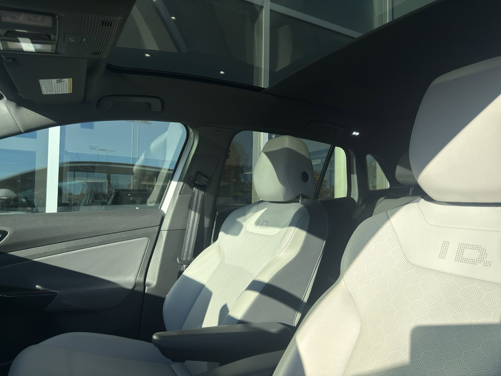 Certified 2021 Volkswagen ID.4 Pro S w/ ID.4 Protection Package image 8